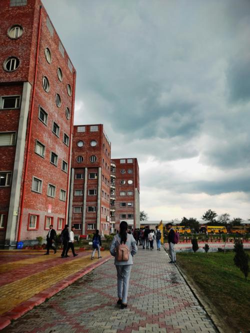 2025年广东广州成人高考报名有哪些流程？报名费是多少钱？